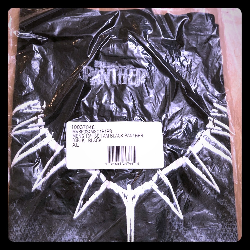 Black Panther T-shirt.  BRAND NEW!